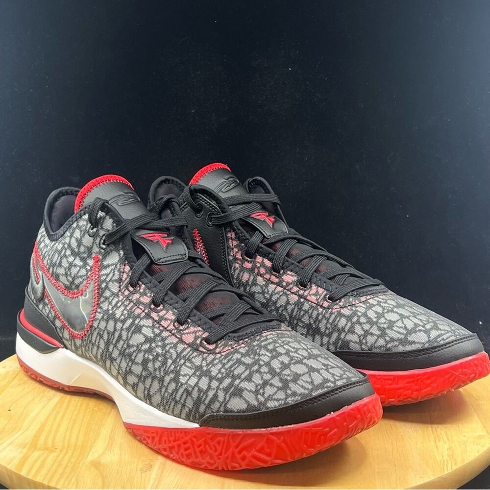 Nike Zoom LeBron NXXT Gen Black Red White DR8784 001 Men's Size 14 - Picture 3 of 8